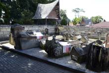 tombeau du roi Batak Sidabutar