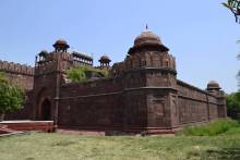Fort Rouge Delhi